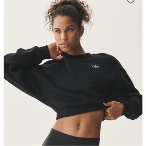 ALO Yoga Women's Accolade Crop Sweatshirt Black XS